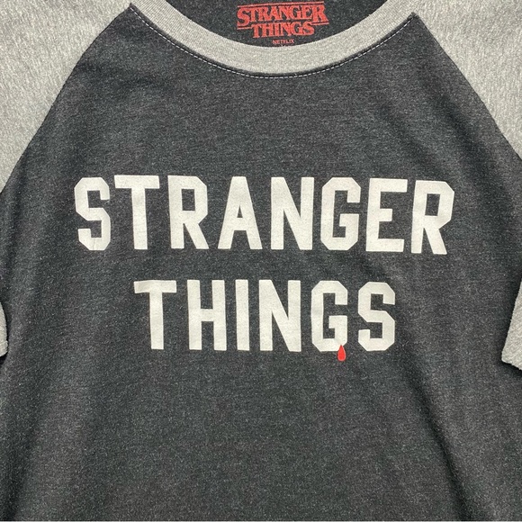 Stranger Things Top Black & Gray Size | XL - Picture 2 of 8